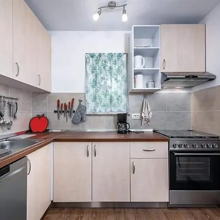 Rovinj Mir * Matohanci