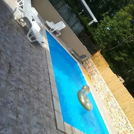 Rovinj Mir