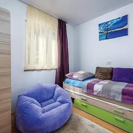 Rovinj Mir *